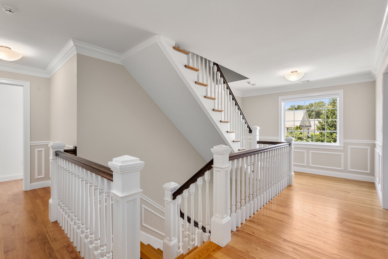 18 Patton Rd, Wellesley
