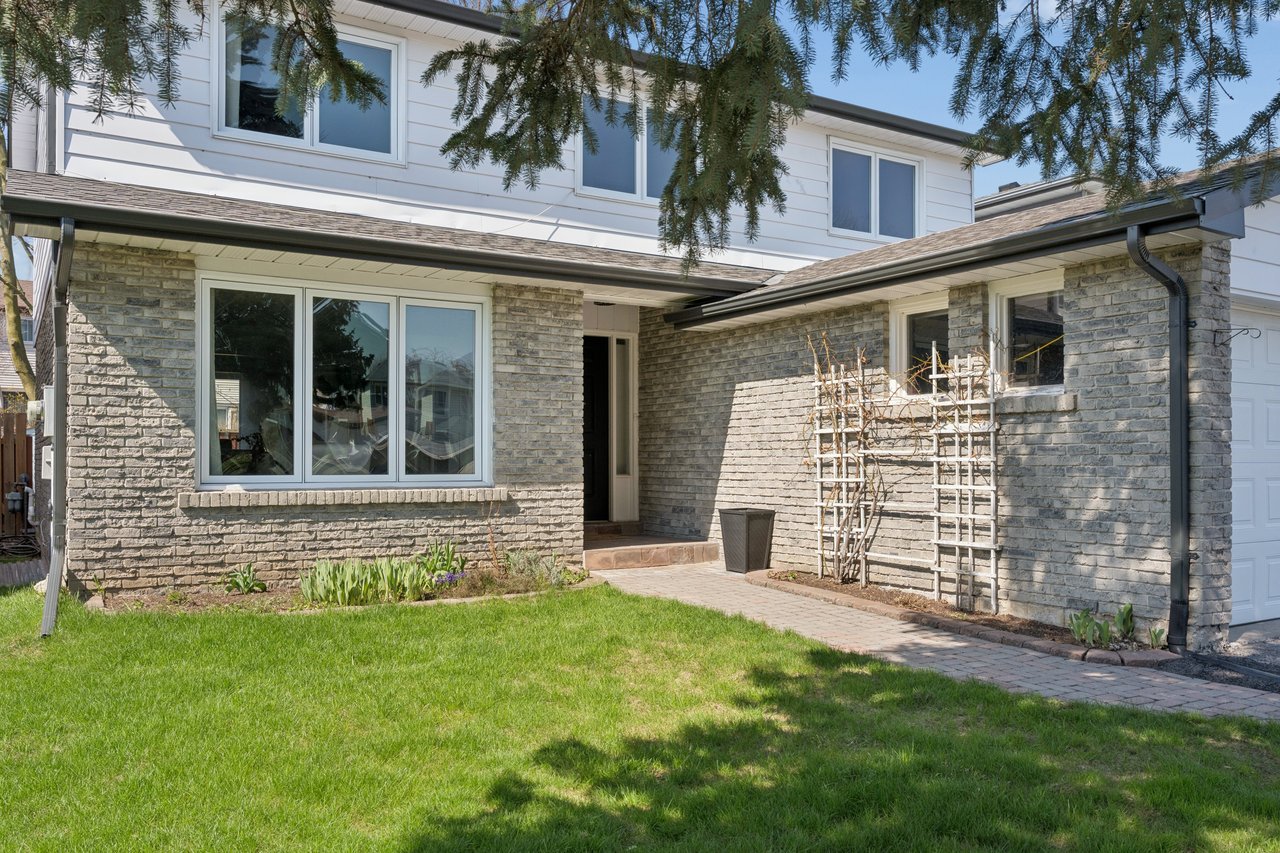 1156 Gloucester Square