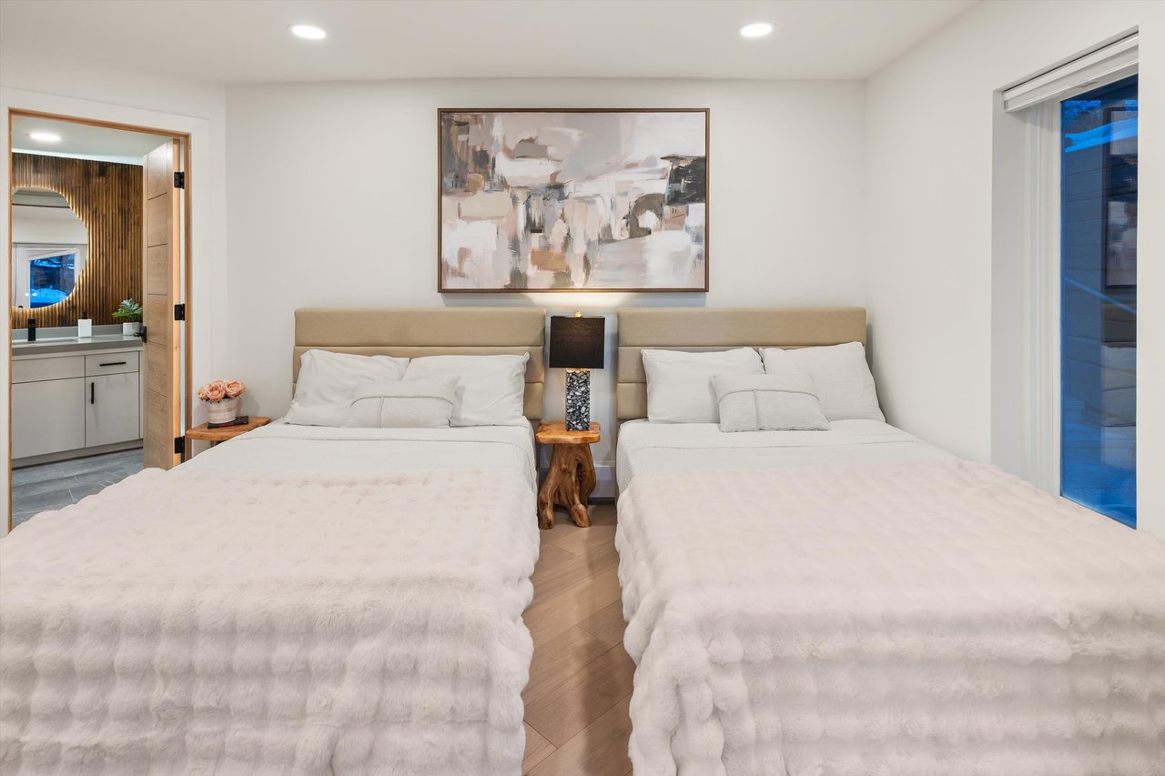 Designer Living with Unmatched Mountain Views