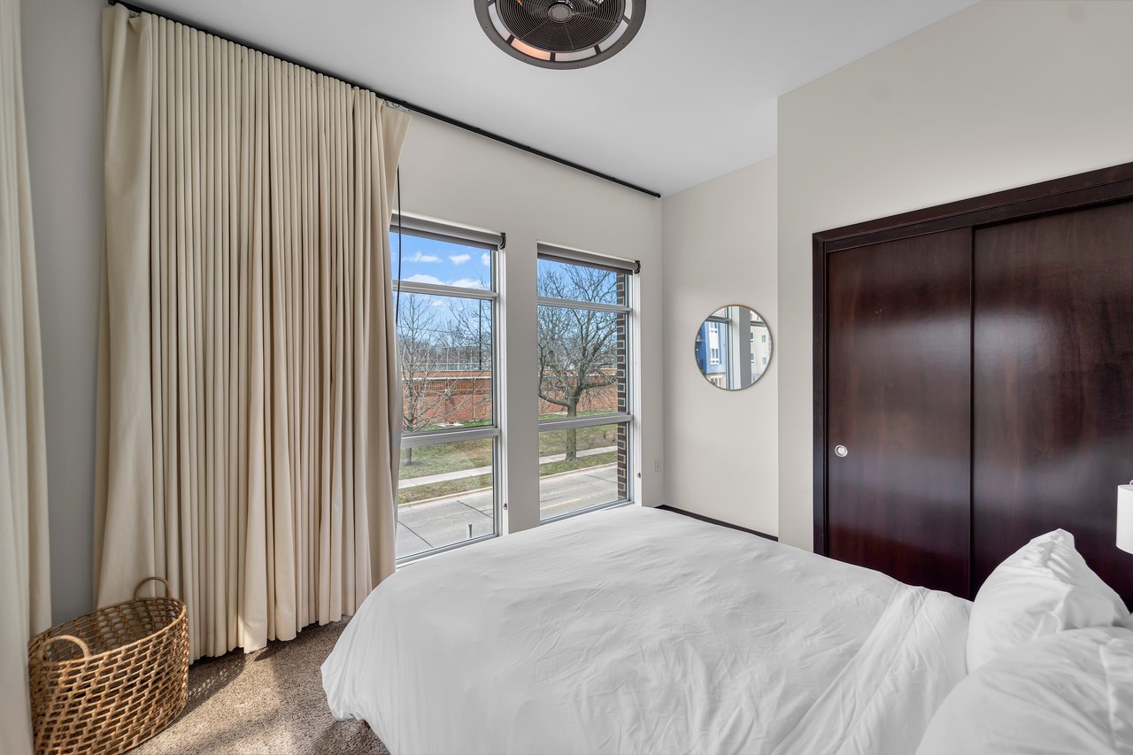 23 N Livingston Street