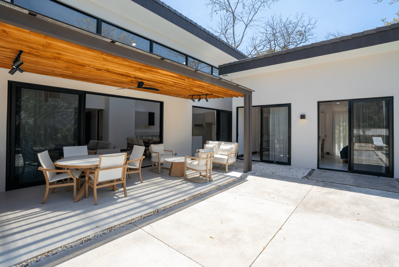 Casa Robles 47 - Las Ventanas - Modern Tropical Living