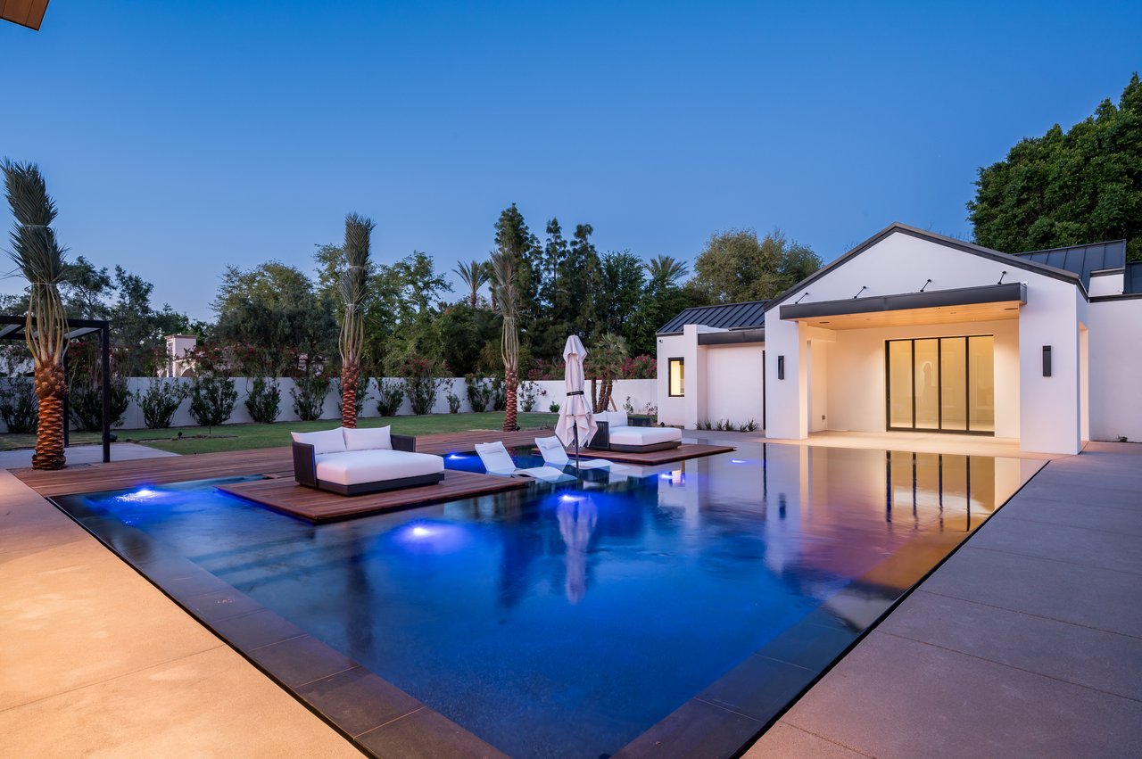 8015 N 74th Place, Scottsdale, AZ 85258