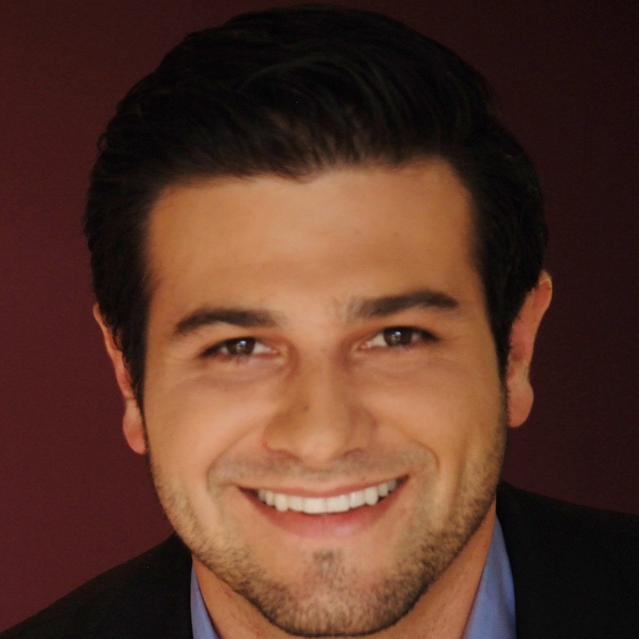 Travis Conte Redwood City, CA Real Estate Agent Headshot 