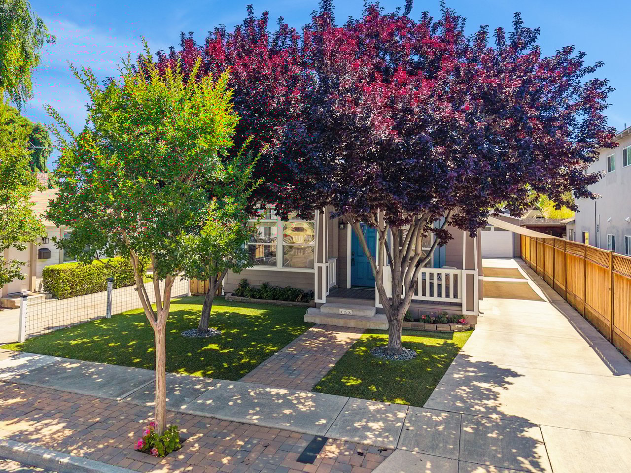 458 Laswell AVE