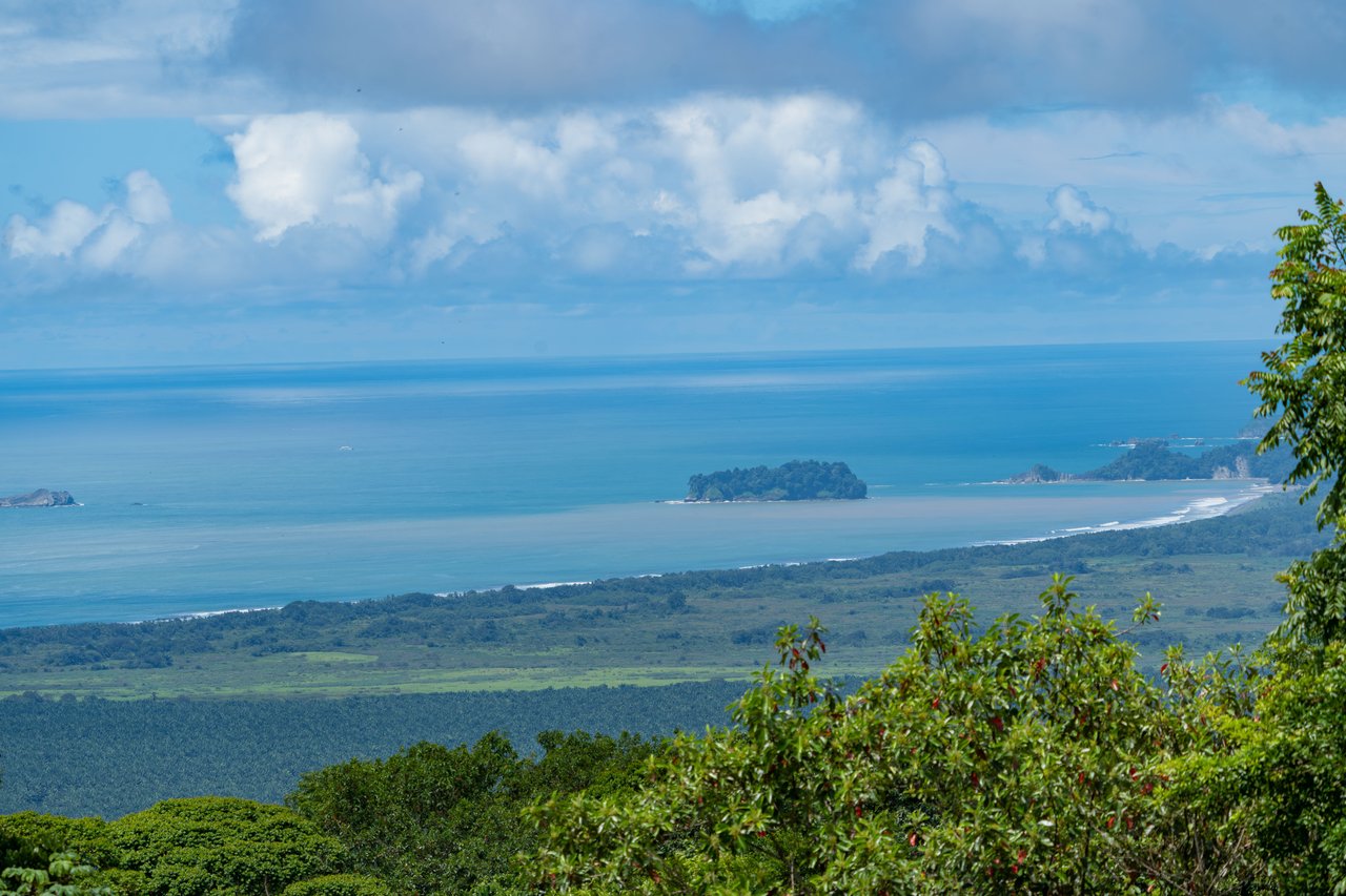 Gorgeous Ocean View 7 Acre Estate, Portalon