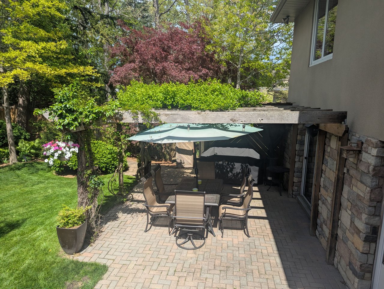 1443 Birchwood Dr