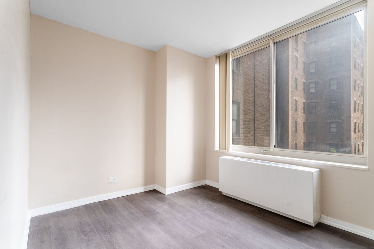 145 East 48th Street, Unit 12B