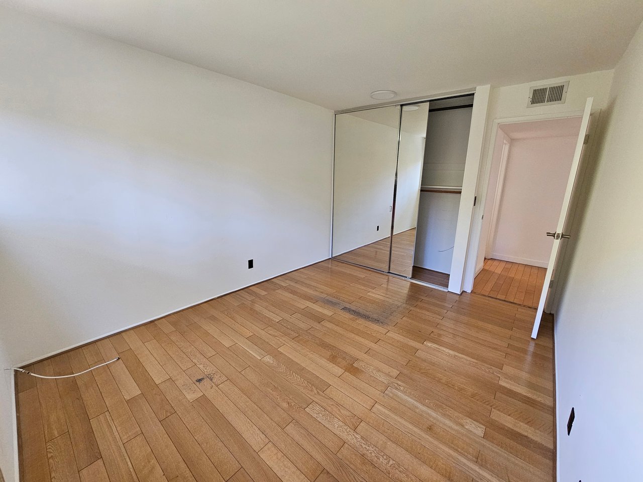4836 Balboa Ave