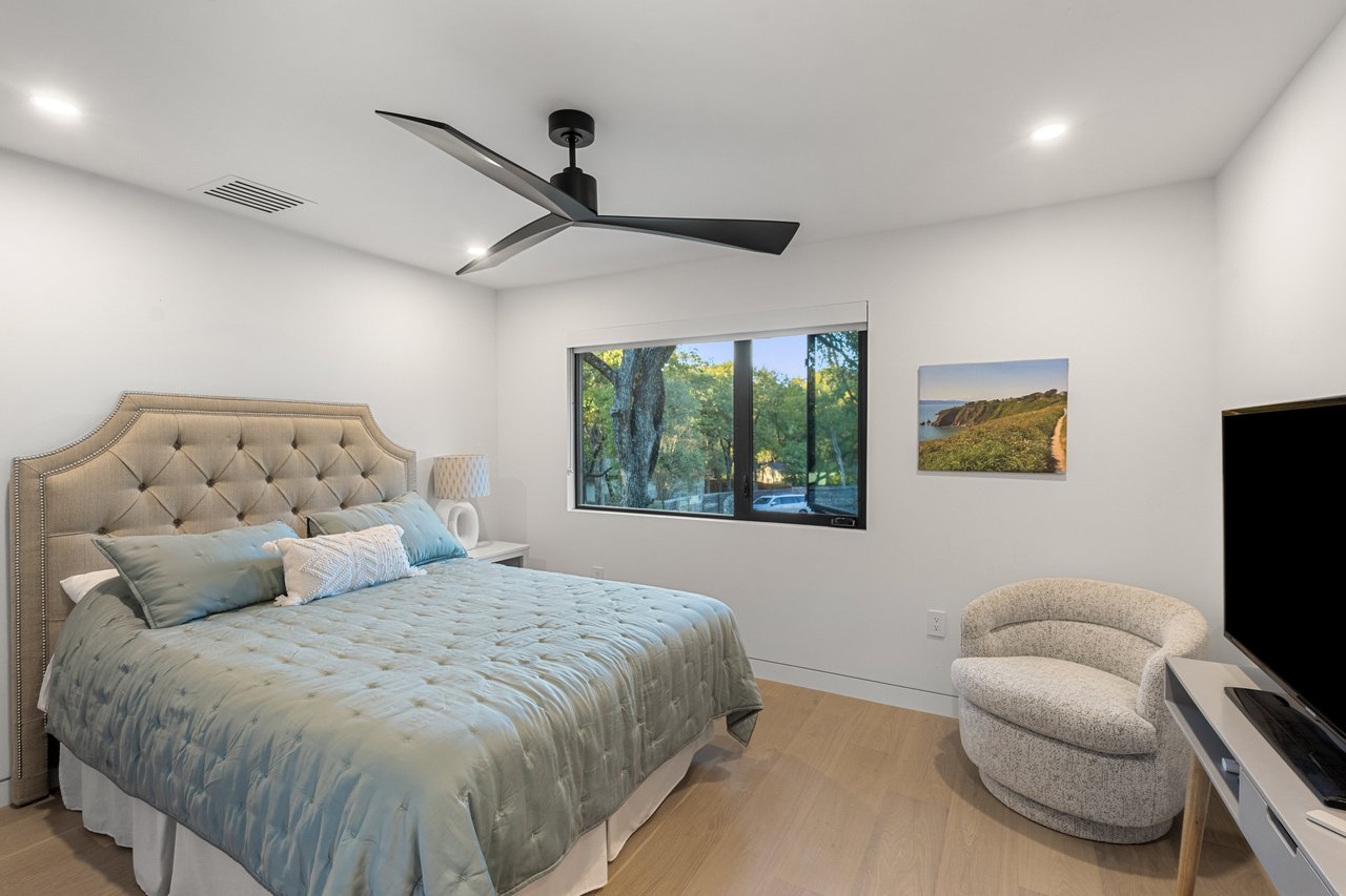 Elevated Barton Hills Living