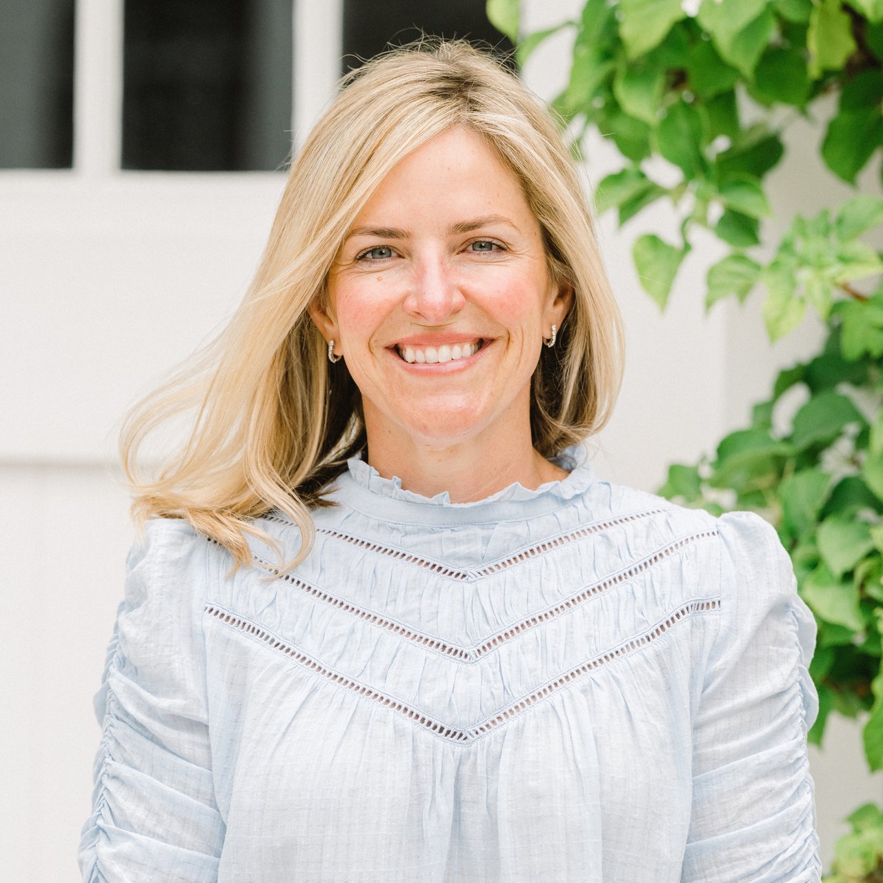 Jen Shalley Allen Nantucket, MA Real Estate Agent Headshot