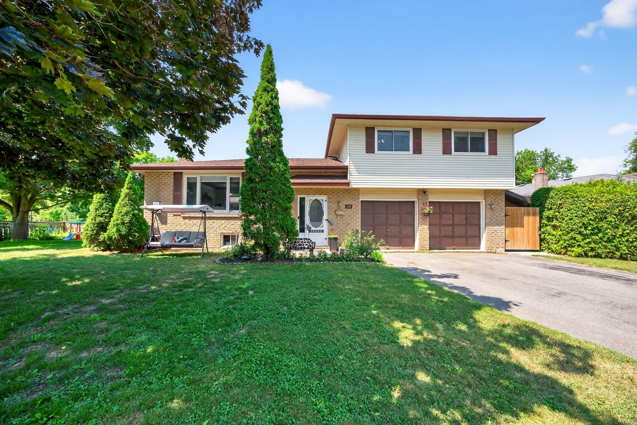 242 East Street, East Gwillimbury