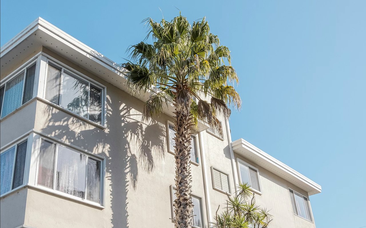 How to Buy a Luxury Home