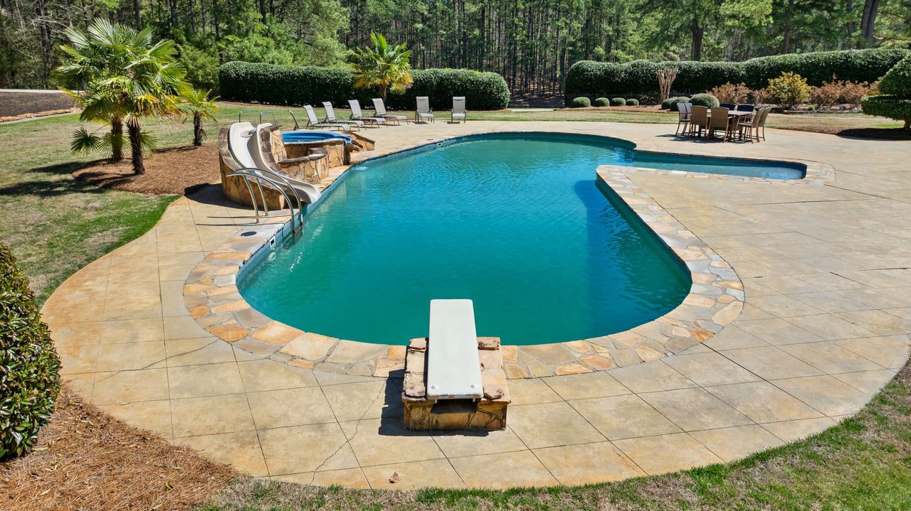 525 Lake Lynn Road
