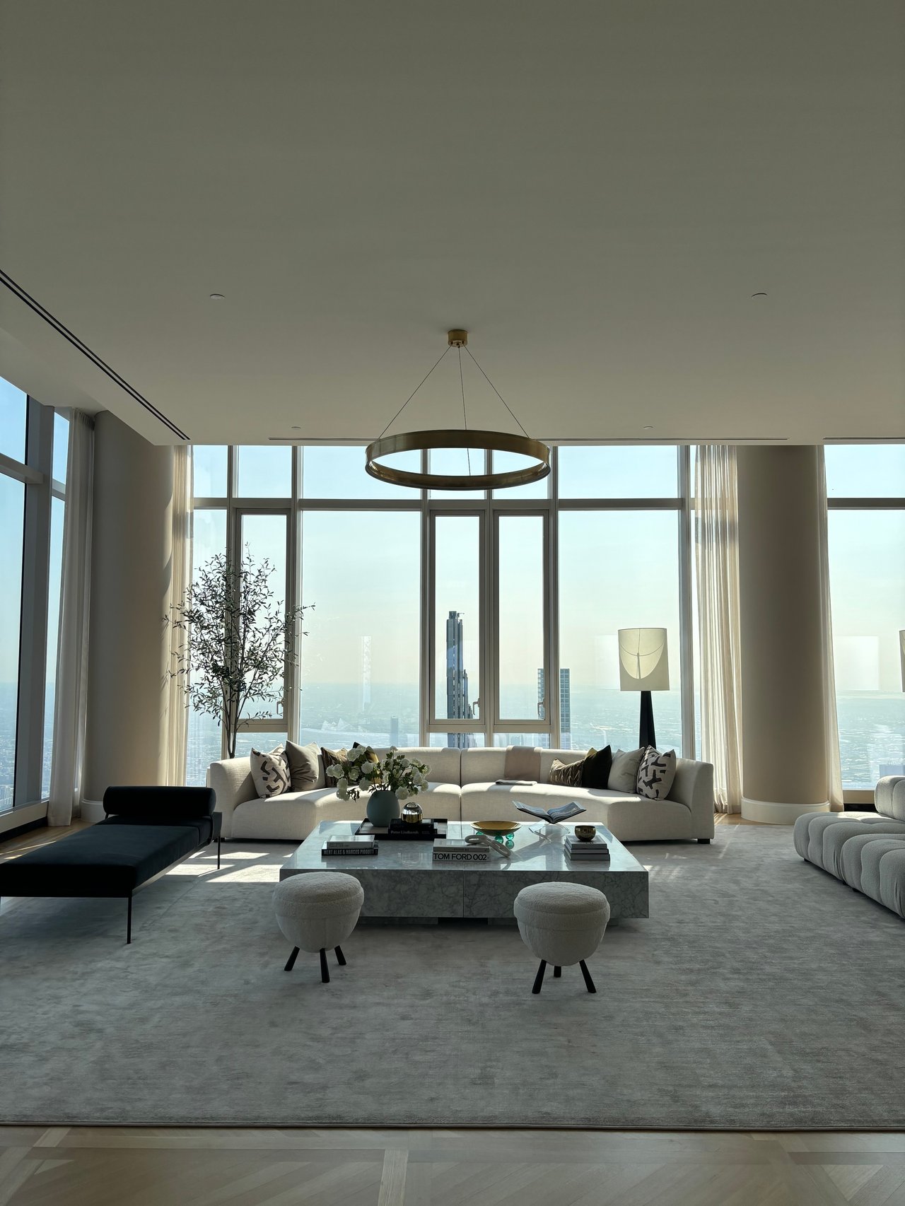 NY Luxury Market Report: November 11-17, 2024