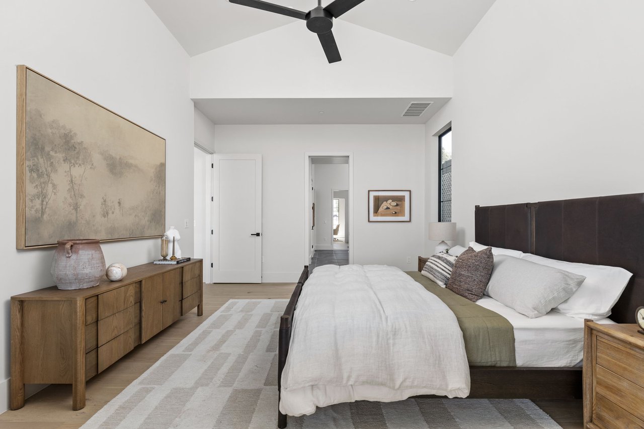 Forest Hills Residence