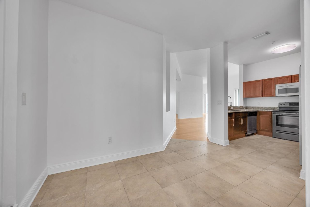 Penthouse Living in Downtown Dadeland