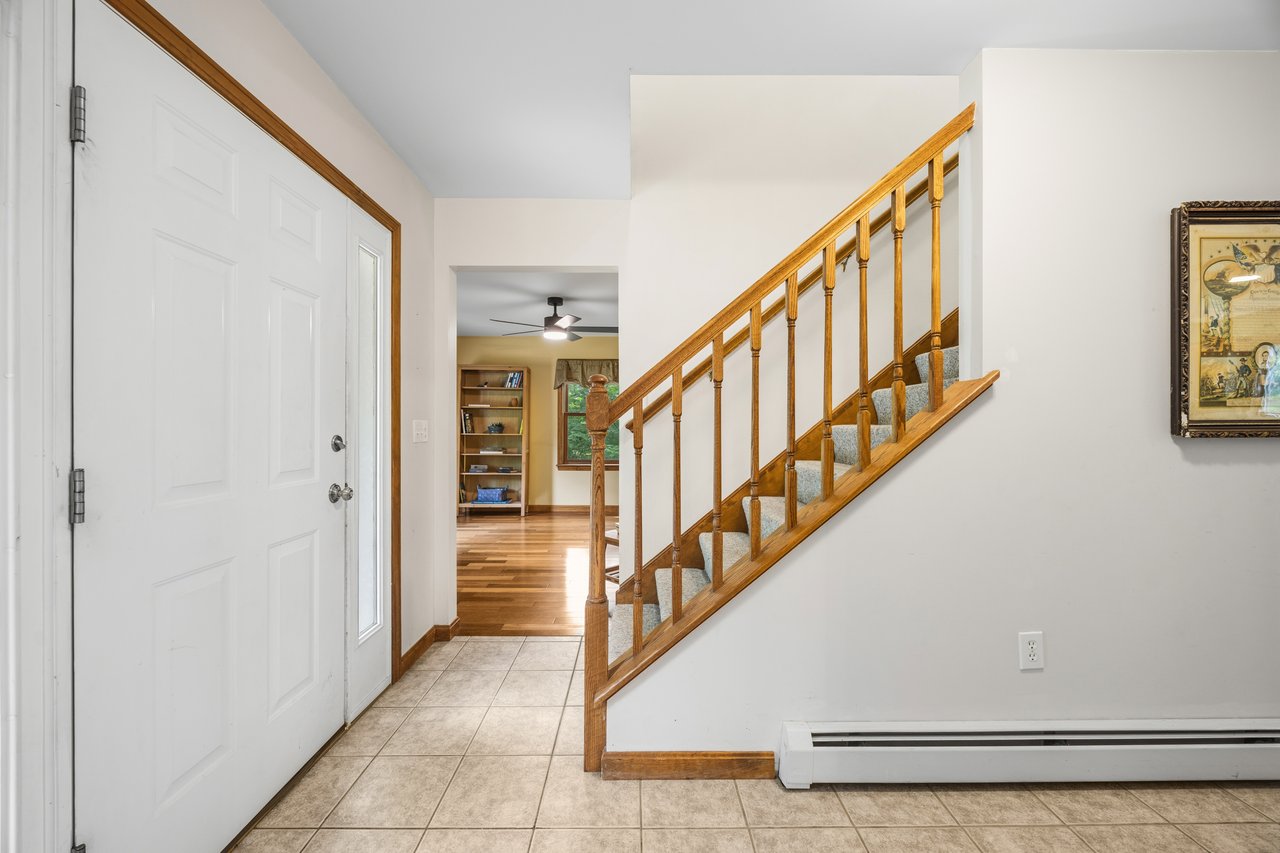 20 Ambrose Circle, Gray
