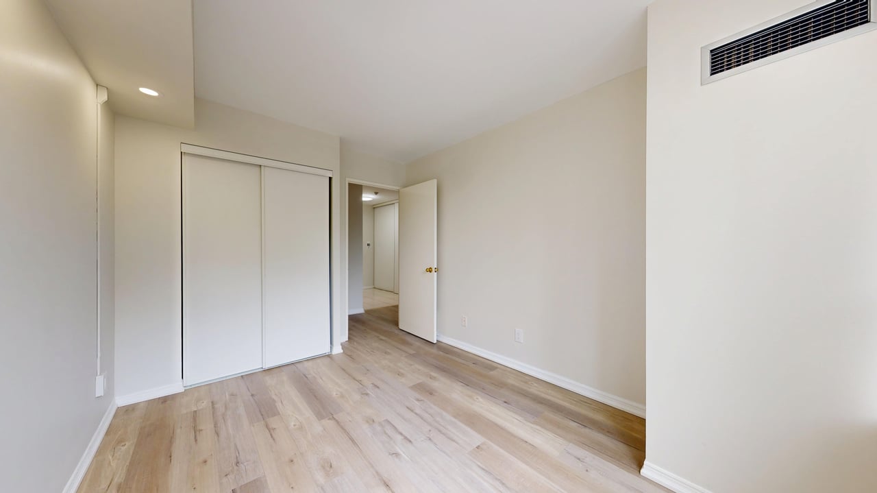 81 Townsgate Drive 211