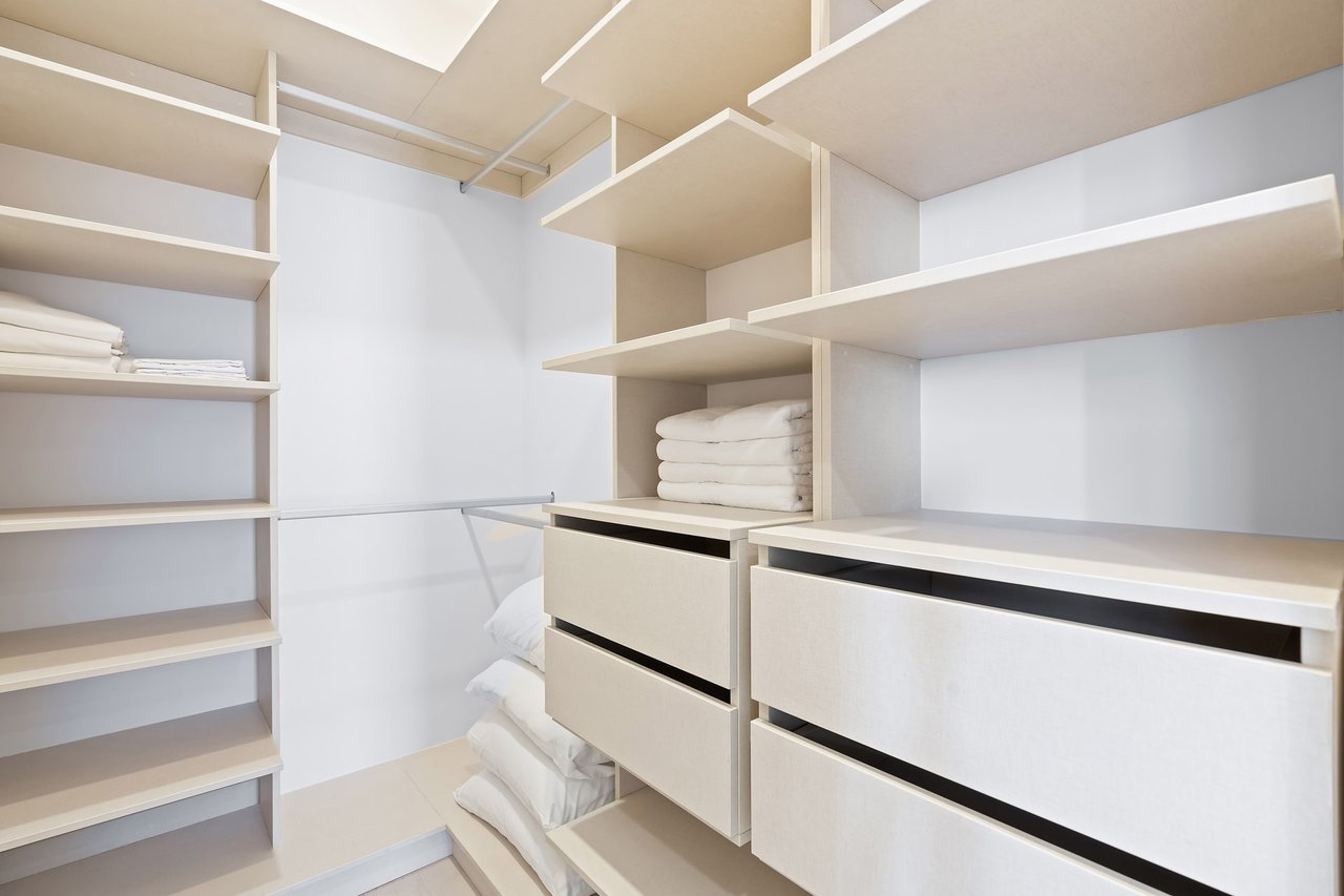 Villa Tropical Dawn | 4-Bedroom Modern Oasis in Bosques de Pinilla with Forest Views & Resort-Style Amenities