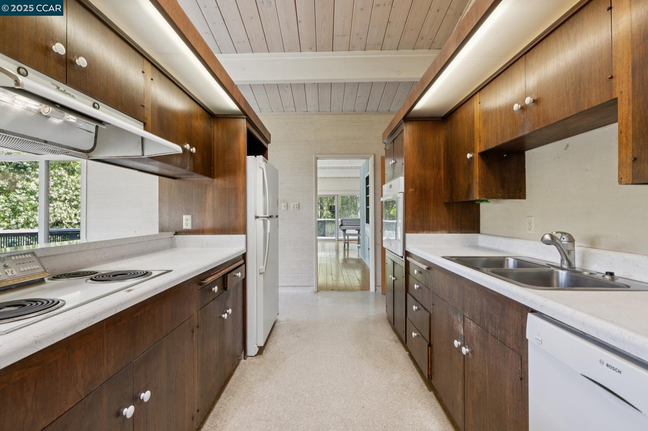 3806 Palo Alto Dr