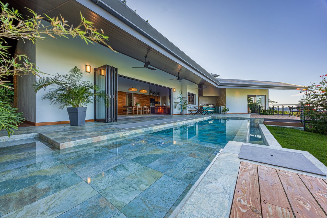 Beautiful Ocean View Casa Espiritu de la Jungla in Ojochal.  Accepting Bitcoin!