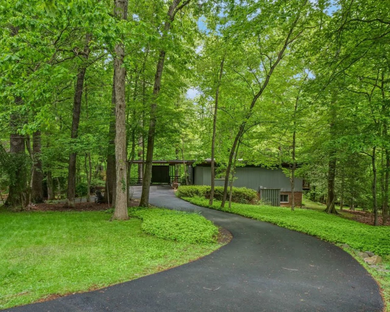 Own a Piece of Reston History! 12146 Stirrup Road