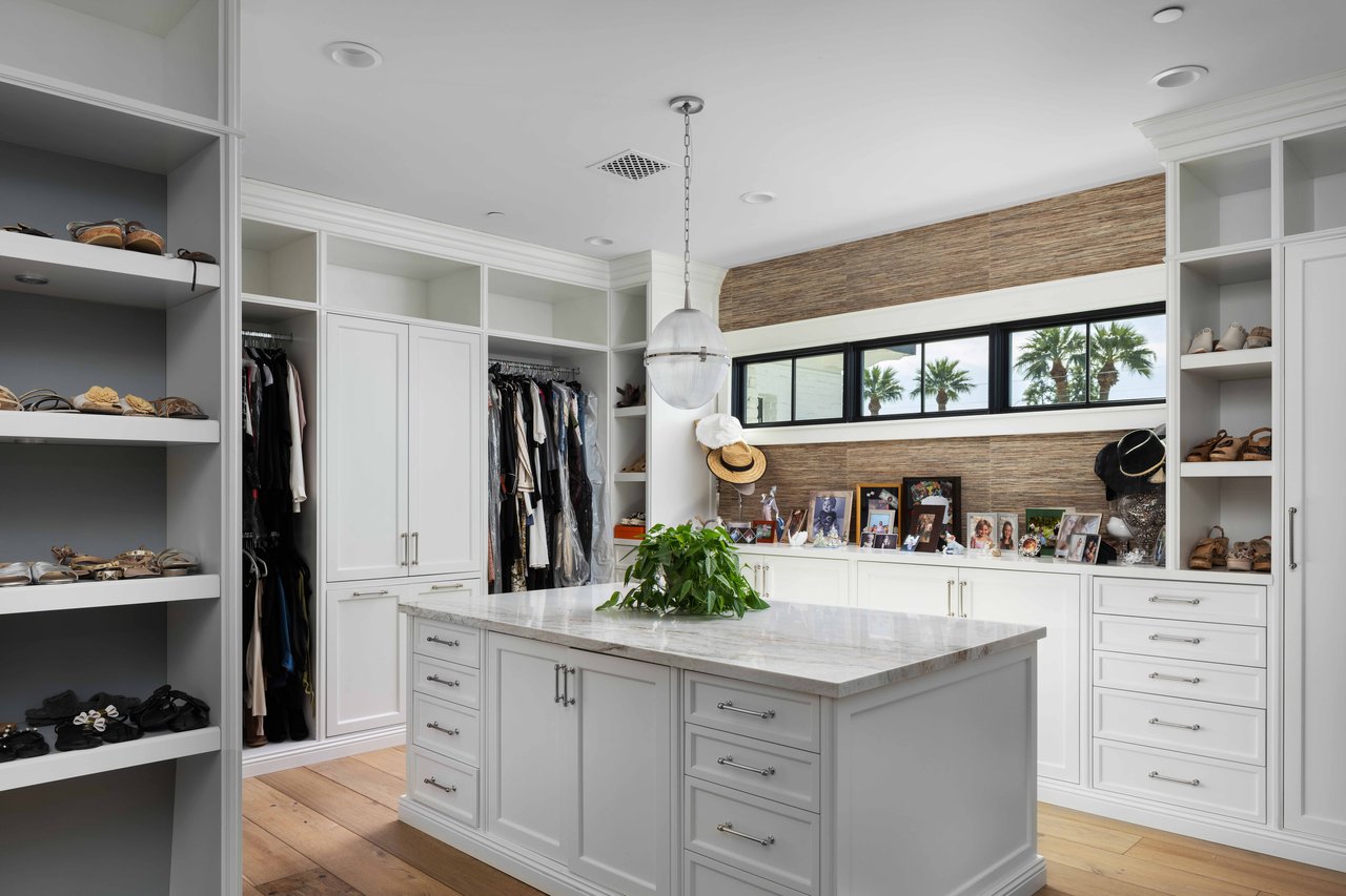 5915 E Calle Del Sud