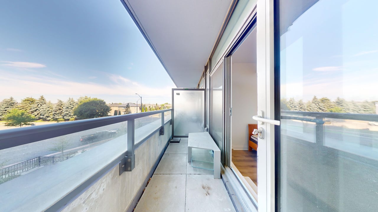 10 Gatineau Drive Unit: 209