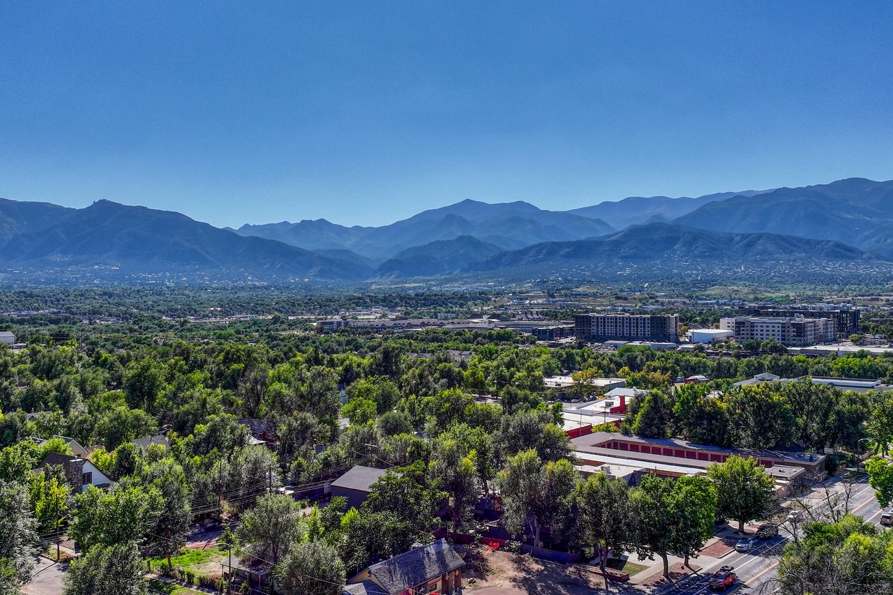 801 E Costilla Street