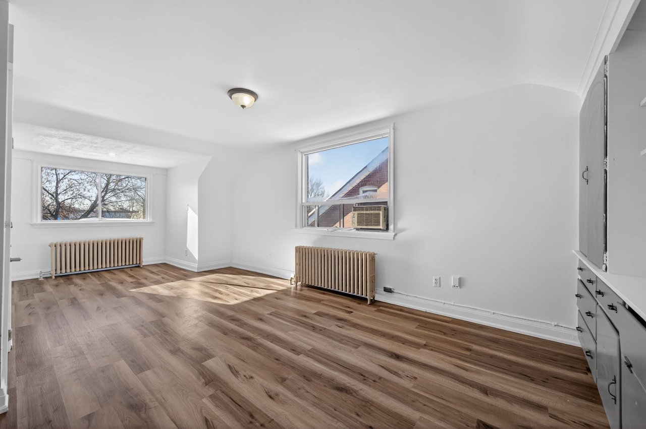 Beautifully Renovated Upper-Unit