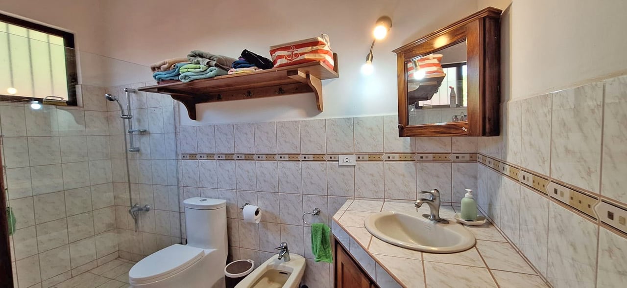 Villa Veneto | Private 3-Bedroom Home with Guest Studio on a Spacious Lot