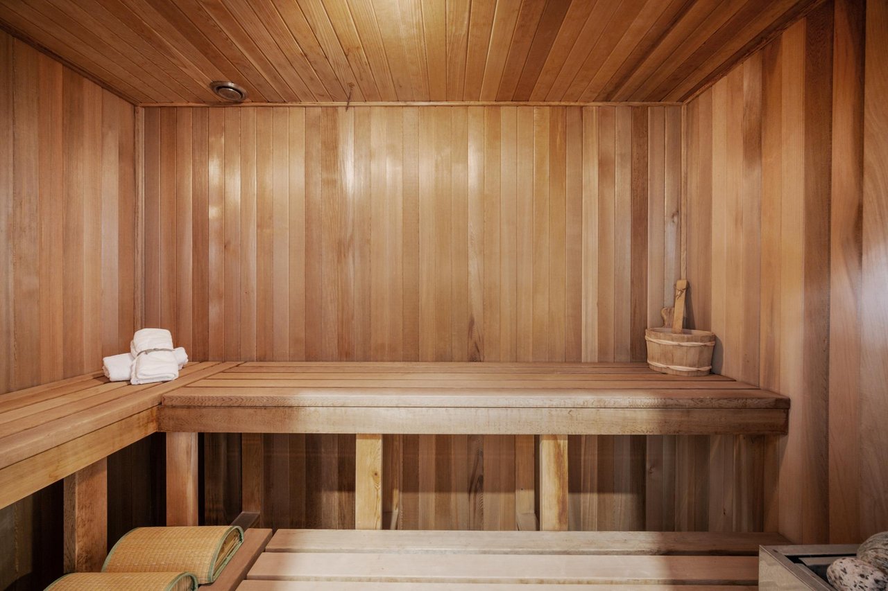 12 Albert Hill Court