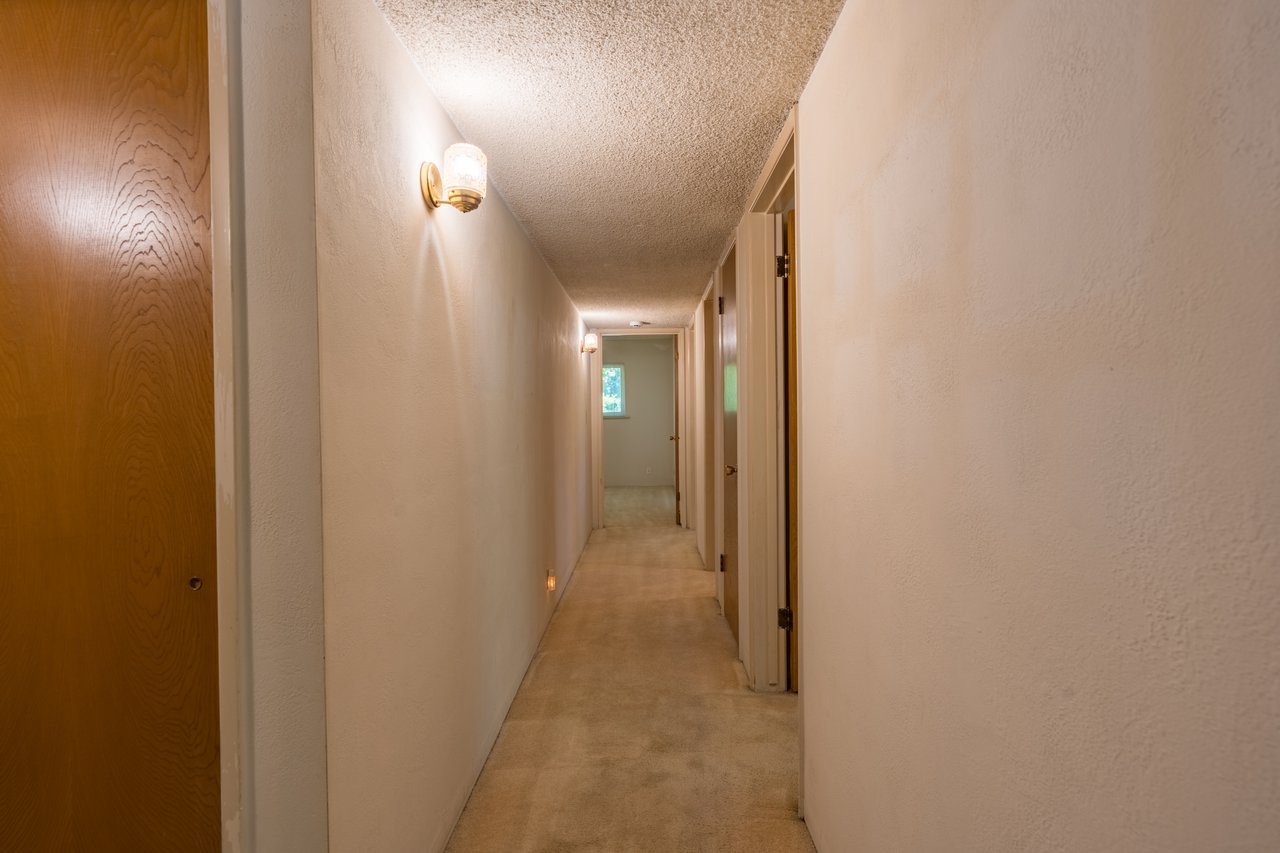 645 W Celeste Ave