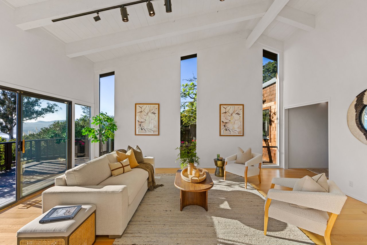 Sweeping Views of San Francisco and the Golden Gate Bridge