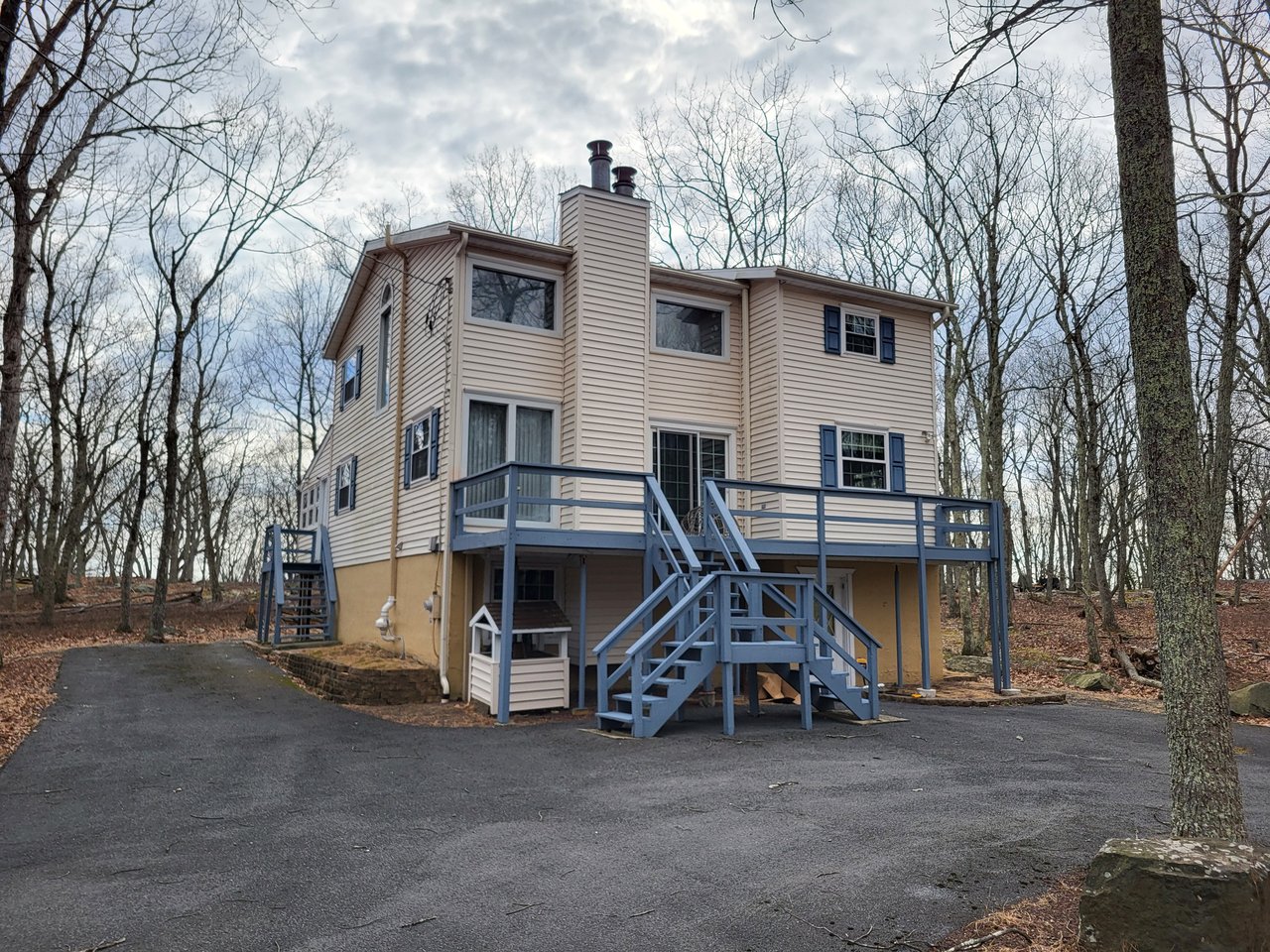 Home Styles You Will Find In Saw Creek Estates