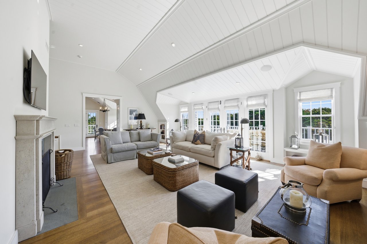 24 Katama Bay View Road 