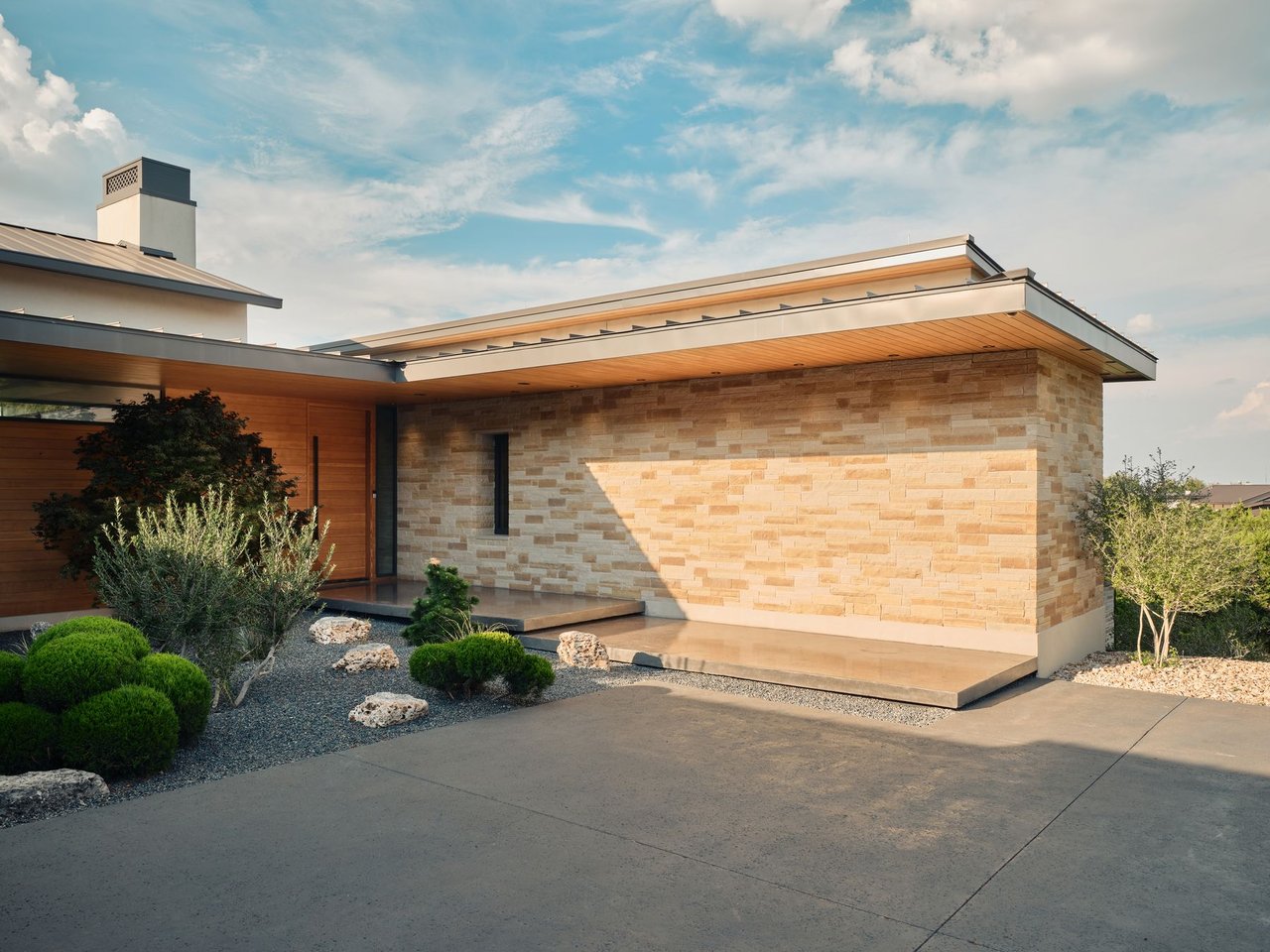 The Contemporary Amarra Estate | One of One 