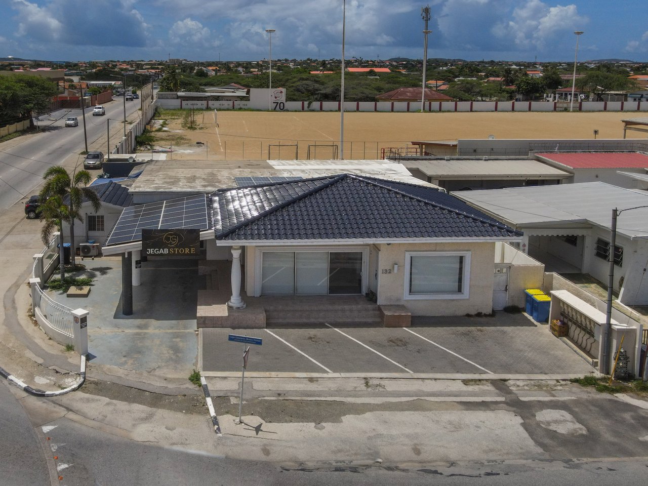 Caya Eleuterio Orman 132