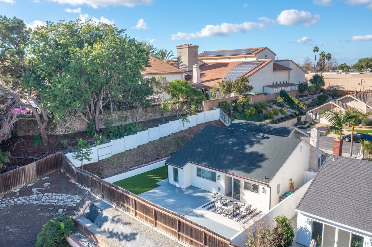 25802 Sycamore Ln, Laguna Hills, CA 92653