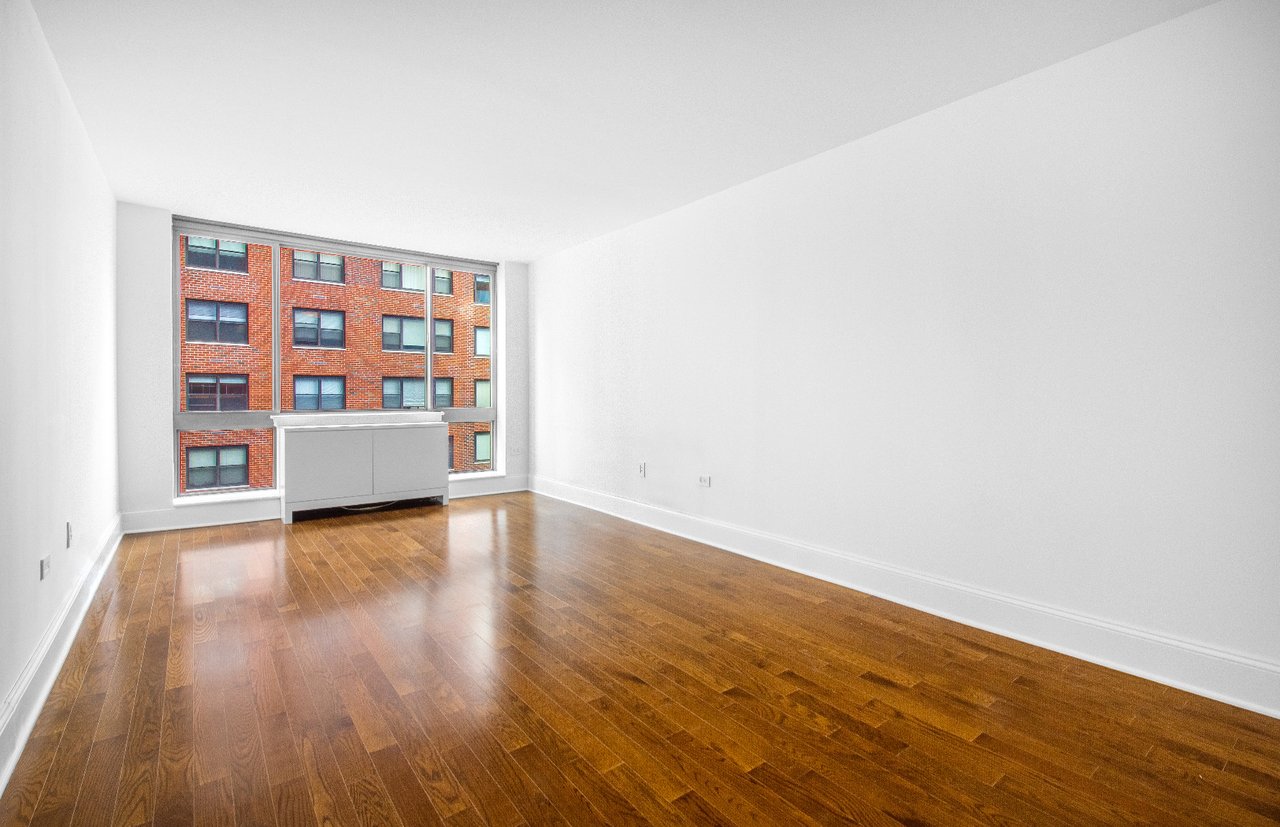 300 East 64th Street, #6G