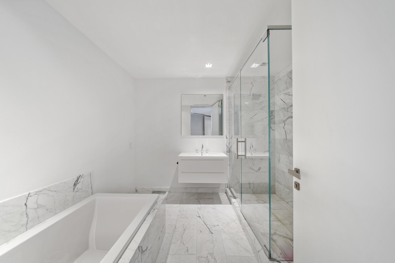 Palazzo Del Sol 7043