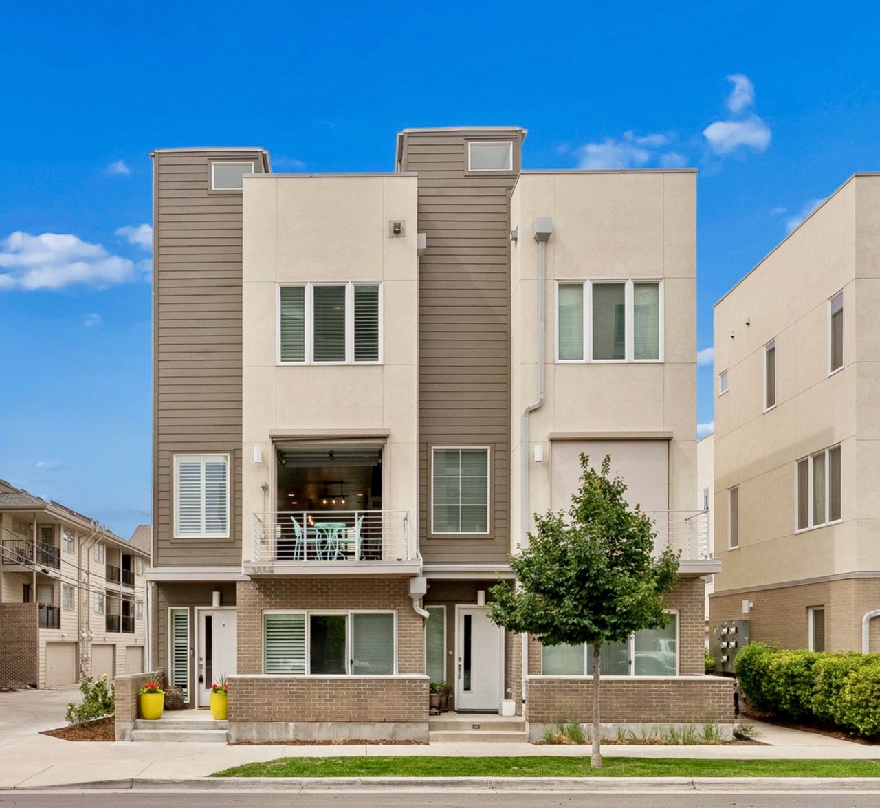 3855 E Cedar Avenue