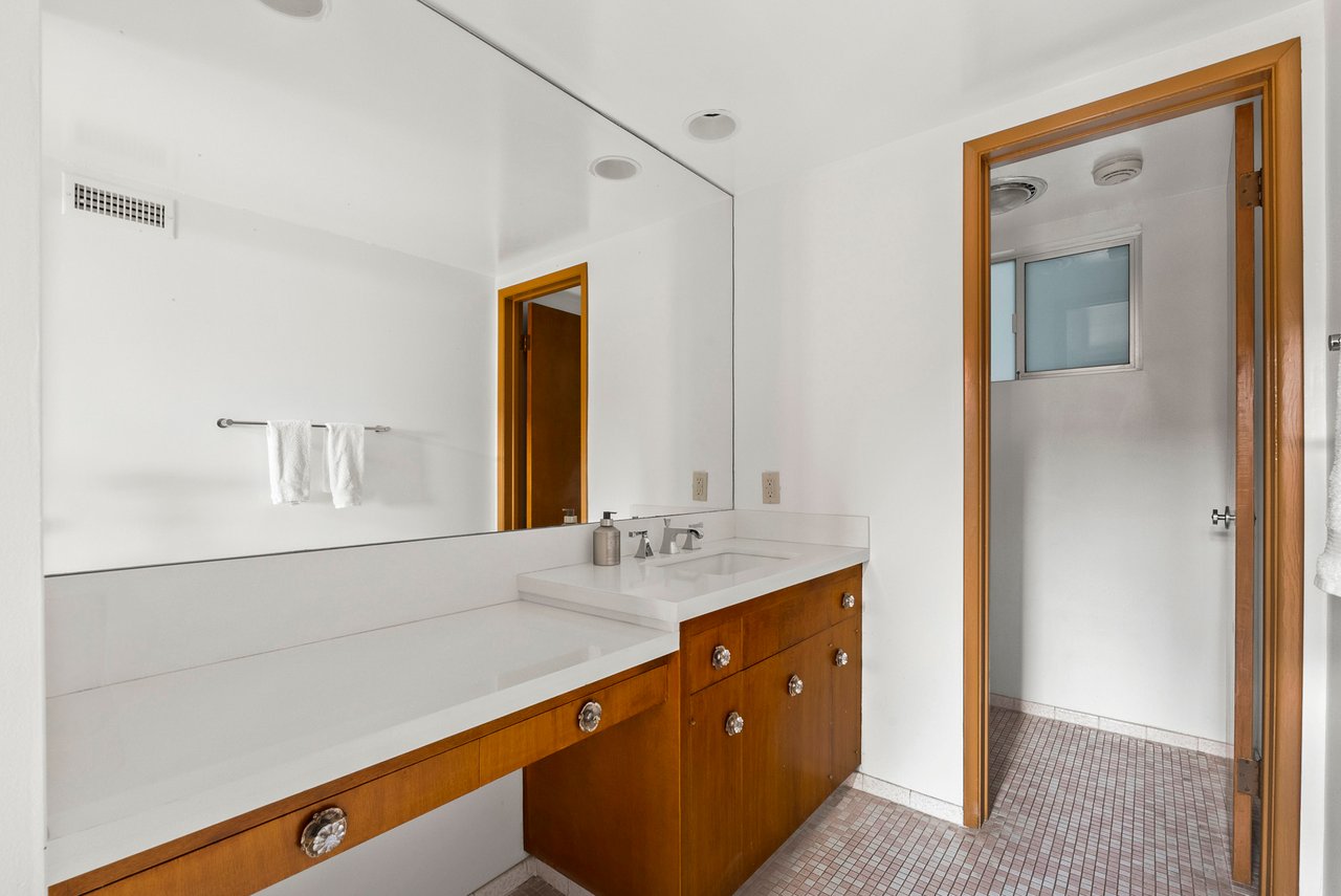 14513 Mulholland Dr, Bel Air