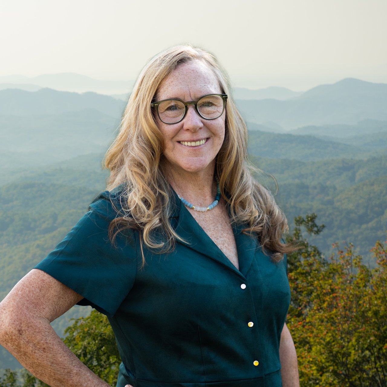 Roxanne Hale