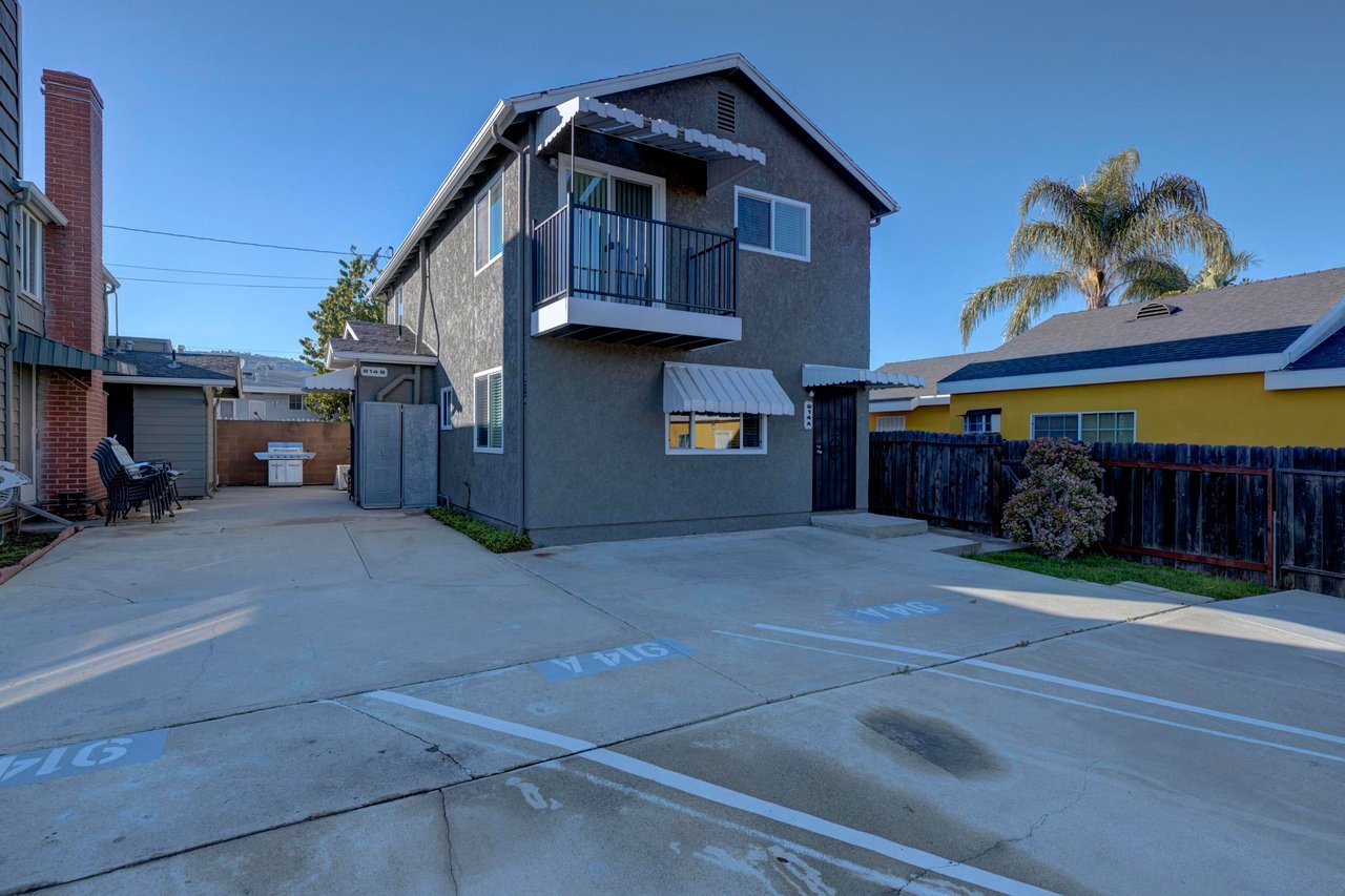 916 W Oliver Street
