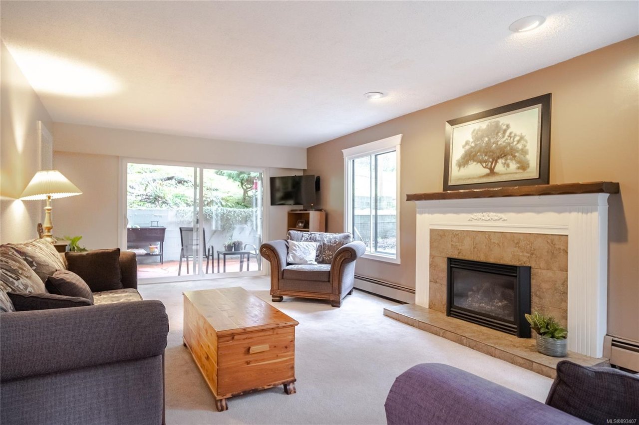 4105 Bridlewood Crt
