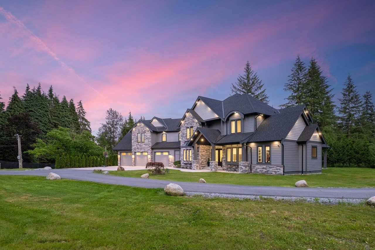 29622 Dewdney Trunk Rd