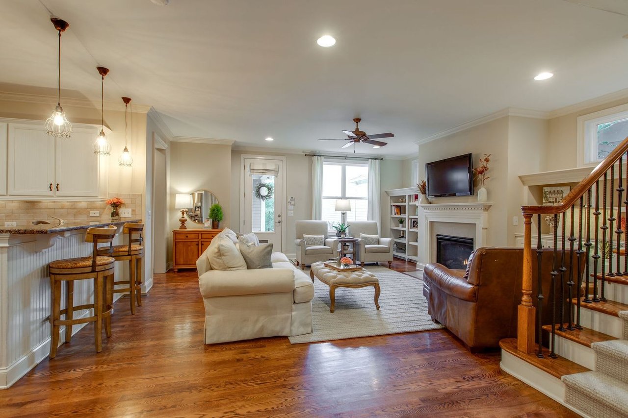 208 Morning Mist Ln