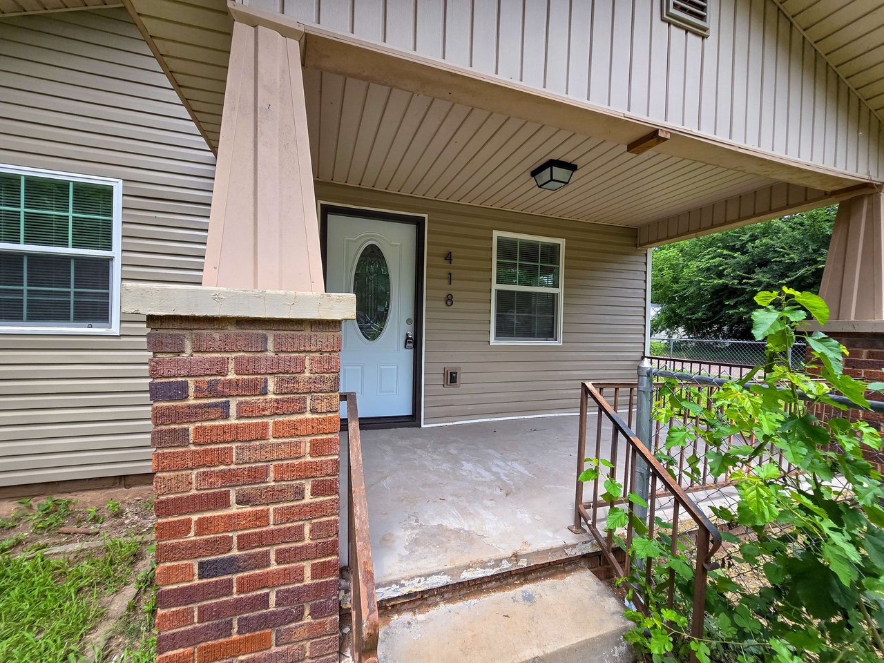 418 N Shawnee