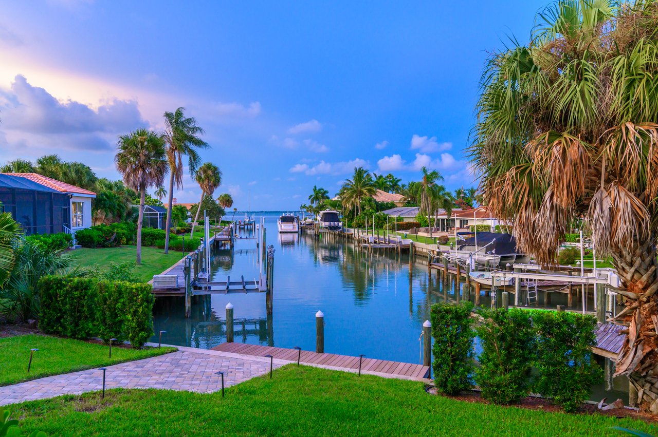 500 Ketch Lane, Country Club Shores, Longboat Key
